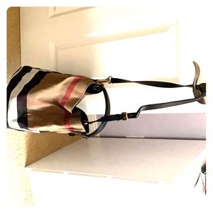 Burberry Bucket Bag Medium Ashby Tan Satchel